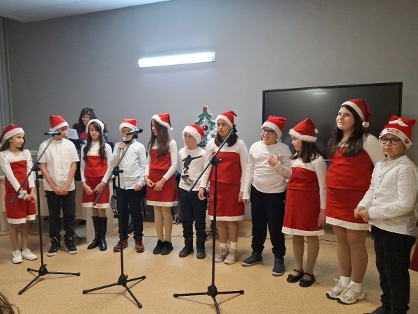 коледен спектакъл